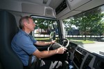 Komfortabel unterwegs: Der Fahrerarbeitsplatz im LF vermittelt Professionalit�t.