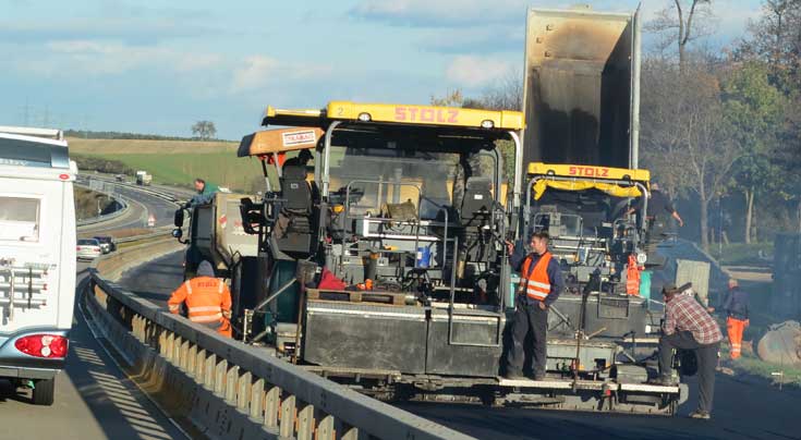 Enormer Investitionsbedarf: Die schleppende Sanierung von Autobahnen und Brücken bekommen vor allem die Transportunternehmen zu spüren. Foto: sk Enormer Investitionsbedarf: Die schleppende Sanierung von Autobahnen und Brücken bekommen vor allem die Transportunternehmen zu spüren. Foto: sk