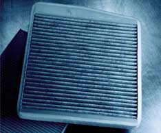 Regelmäßiger Filterwechsel schützt Mensch und Maschine. Foto: Mahle Regelmäßiger Filterwechsel schützt Mensch und Maschine. Foto: Mahle