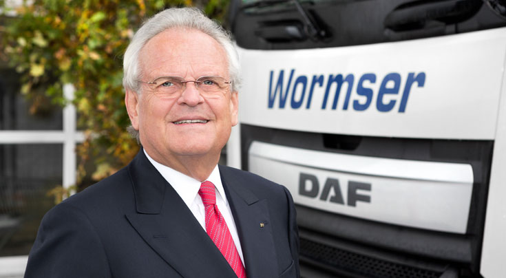 Markentreuer DAF-Kunde: Hans Wormser setzt seit 40 Jahren konsequent auf die niederländischen Lkw. Markentreuer DAF-Kunde: Hans Wormser setzt seit 40 Jahren konsequent auf die niederländischen Lkw.
