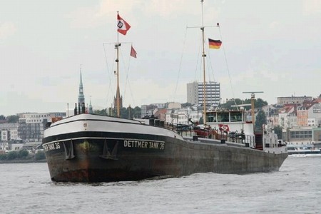 Elbe rauf: F�r die Dettmaer Tank 36 geht es ins Hinterland