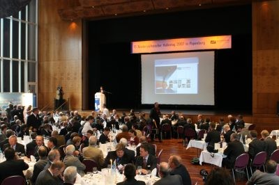 Branchentreffpunkt: Der 17. Nieders�chsische Hafentag in Papenburg