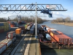 Fit f�r den Boom: Mit dem Ausbau des Containerterminals stellt sich der Hafen Braunschweig auf das zu erwartende Wachstum im Containerverkehr ein