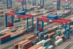 Container erfassen, klassifizieren und positionieren: Diese Aufgaben �bernehmen im Containerterminal Hamburg-Altenwerder Lasermesssysteme der Baureihe LD-LRS