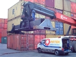 Alles an Bord: Rund 1000 Teile f�hren die Service-Techniker st�ndig mit sich