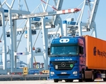 Klassiker mit vielen Unsicherheiten: Mit den steigenden Transportzahlen nimmt die Zuverl�ssigkeit der Containertransporte auf der Stra�e ab