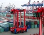 Erste Bestellungen noch vor der eigentlichen Pr�sentation: Im August 2007 orderte Eurogate insgesamt 10 der neuen Straddle Carrier von Stahl Konecranes