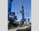 Gemeinsam stark: Durch das "Synchronising Crane Crontrol System" sind zwei LHM 500 in der Lage, Lasten von 280 t w�hrend eines Schwerhubs zu bewegen