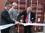 45.000 m2 mehr Platz: Walter Schulze-Freyberg,  Prof. Juliusz Engelhardt und Wojciech Balczun, Vorstandsvorstizender PKP Cargo (vr.n.l.) bei der Er�ffnung des neuen Terminals in Wroclaw