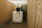 Vollst�ndig automatisch: Ein Egemin ATL-Fahrzeug bel�dt einen LKW-Trailer