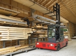 Der Name ist Programm: Der Jumbo JDQ N 40/14/50 stemmt seine Lasten bis in 5 Meter H�he