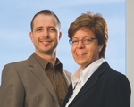 Immer in Bewegung: Torwegge-Gesch�ftsf�hrer Volker Langenscheidt und Inhaberin Ingrid Langenscheidt