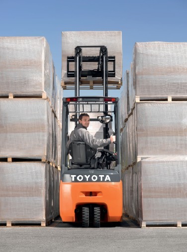 Produktive Ergonomie: Der optionale Drehsitz entlastet den R�cken des Fahrers