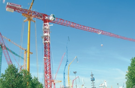 Weit-reichende Wirkung: Auch auf der letztj�hrigen Bauma zeigte der s�ddeutsche Turmdrehkranhersteller einen Ausschnitt seines aktuellen Programms
