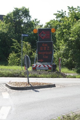 Den Weg zur Inbetriebnahme des Autodroms konnte man gar nicht verfehlen