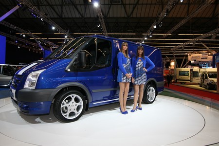 Rassig: Der Ford Transit in der Racing-Version