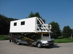 Mit der Halfsize-Cabin erreicht der Doll Medical-Lift auch niedrige Transferh�hen