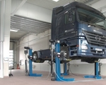 Mehr Flexibilit�t: Die MAHA Radgreifer-Hebeeinrichtung RGB f�r Busse und LKWs